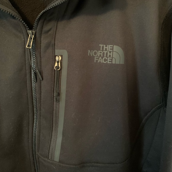 The North Face Black Jacket - Men’s Large - Picture 3 of 9